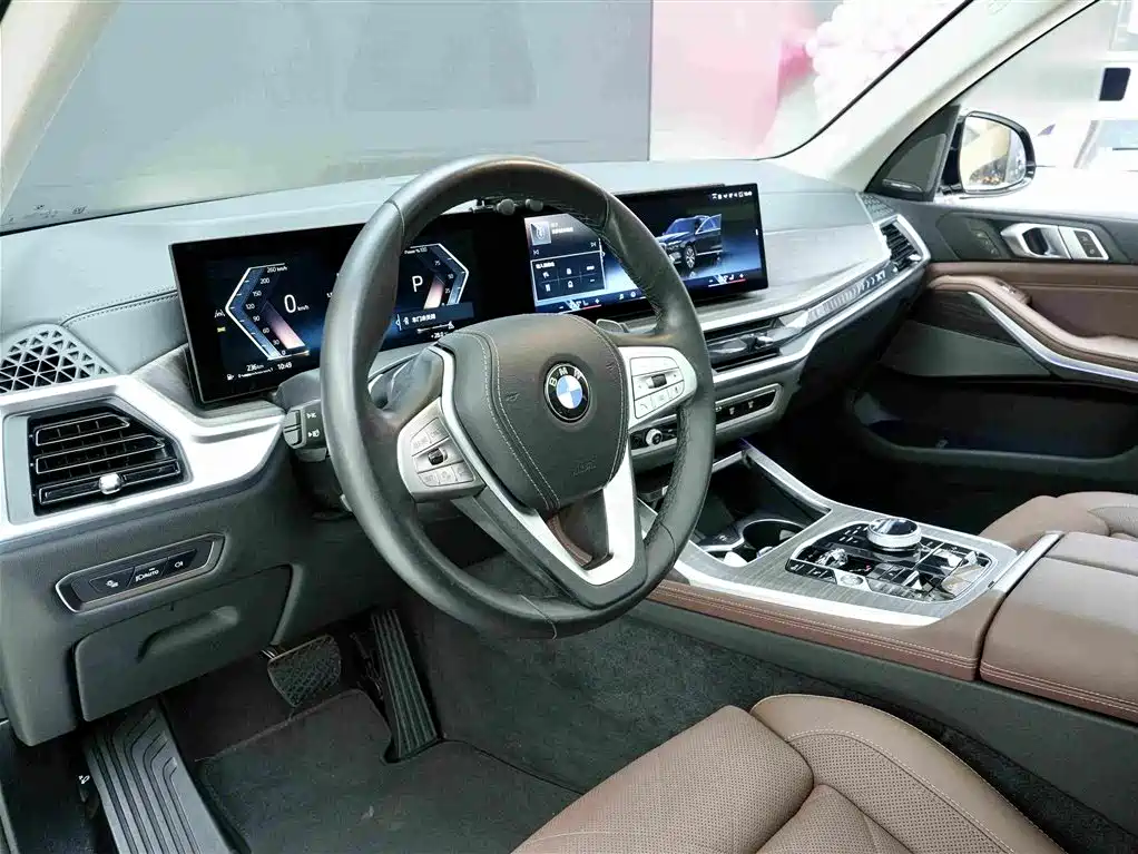 BMW X7 — миниатюра 7