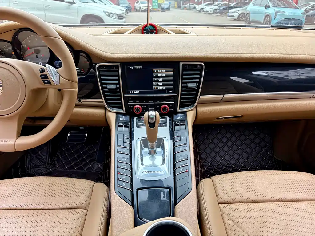 Porsche Panamera — миниатюра 7