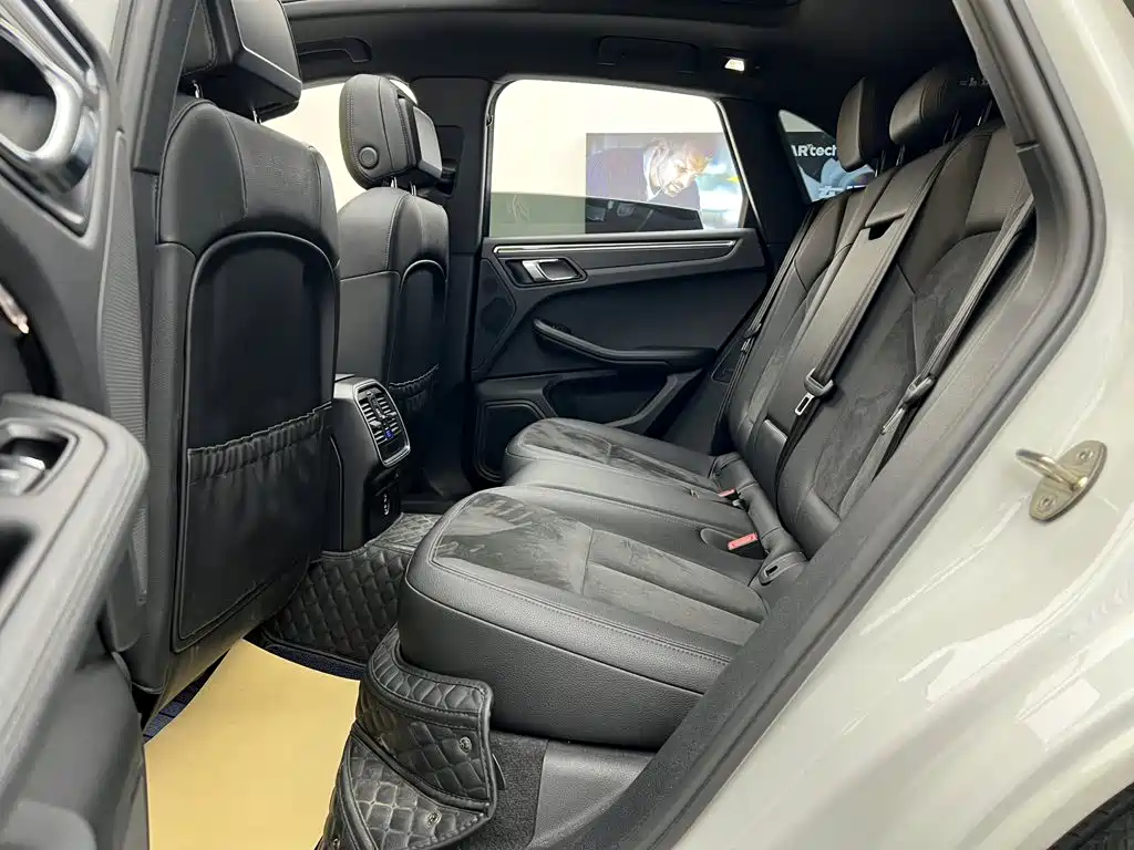 Porsche Macan — миниатюра 20