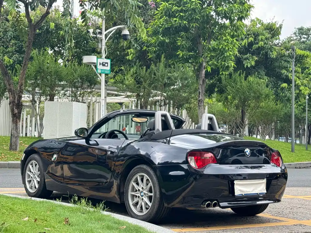 BMW Z4 — миниатюра 16