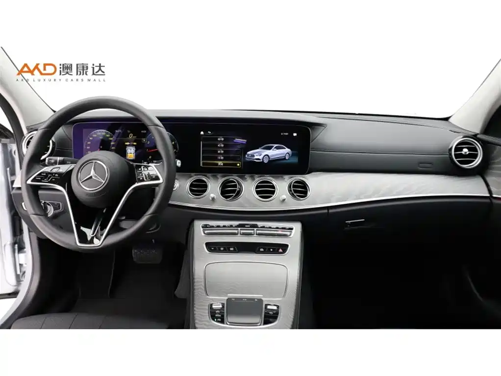 Mercedes-Benz E-Class — миниатюра 5