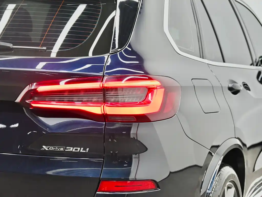 BMW X5 — миниатюра 35