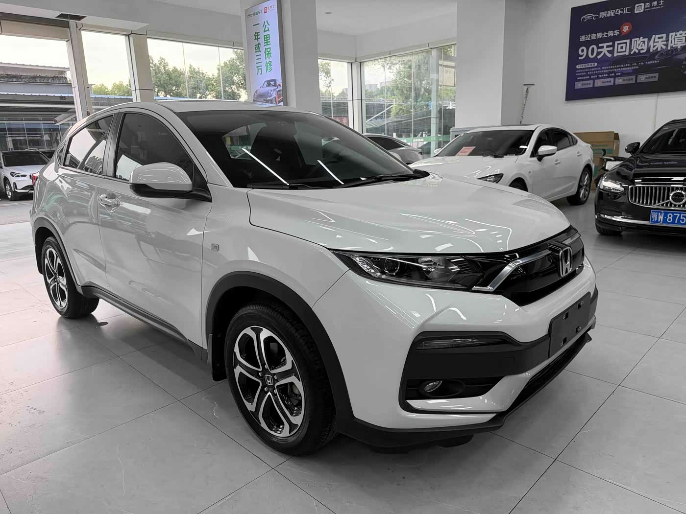 Honda XR-V 1.5 л 2022 г. Белый, пробег 18000 км