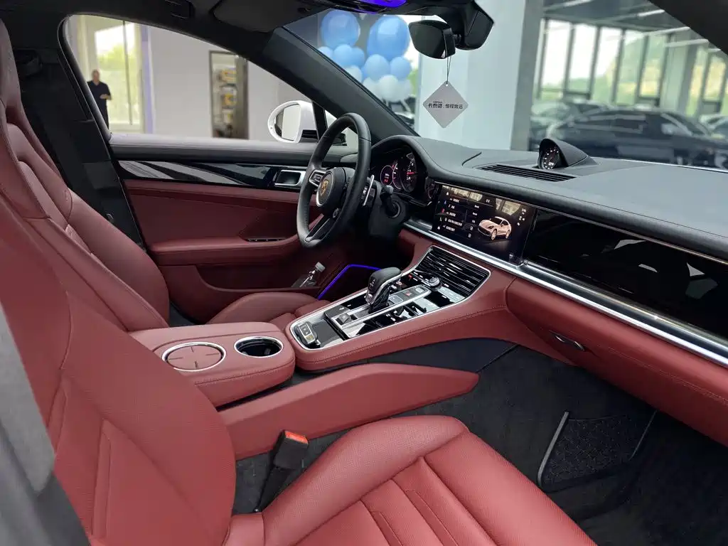 Porsche Panamera — миниатюра 21