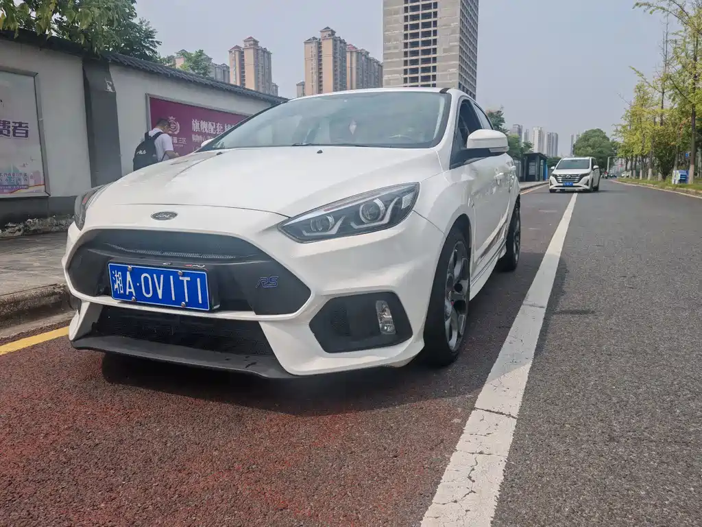 Ford Focus — миниатюра 6