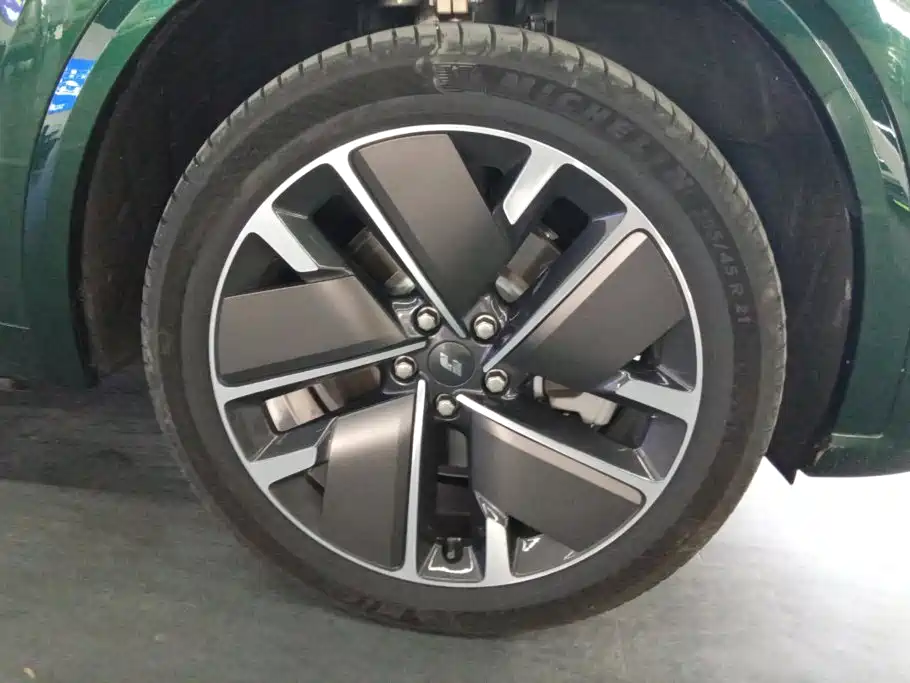 Li Auto Li L9 — миниатюра 6