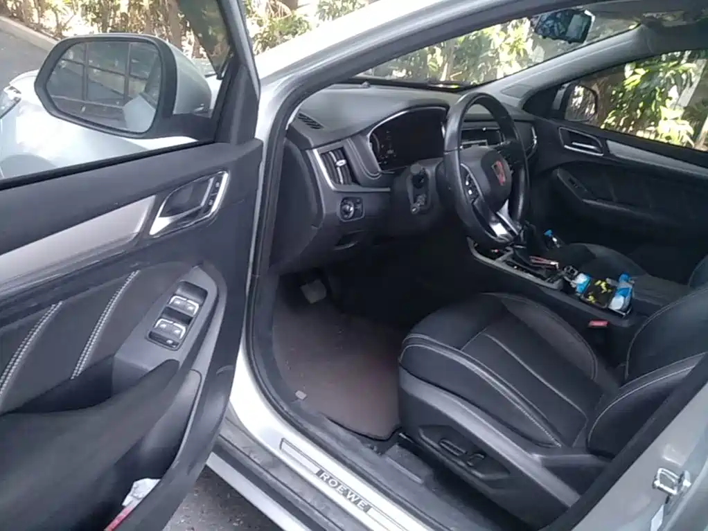 Roewe RX5 New Energy — миниатюра 16