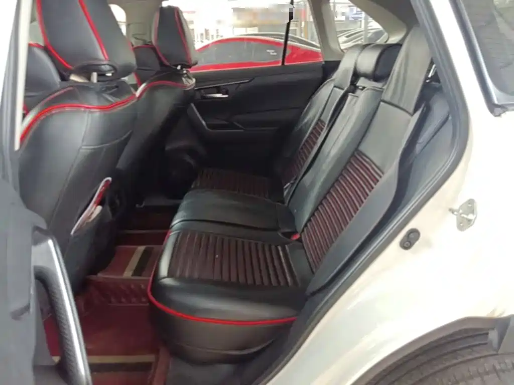 Toyota Wildlander — миниатюра 17