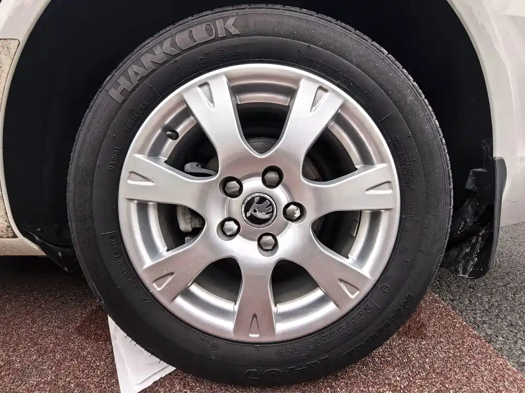 Skoda Octavia — миниатюра 15