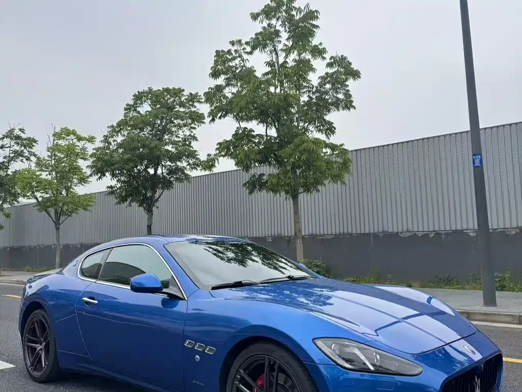 Maserati GranTurismo 2007 4.2L Standard