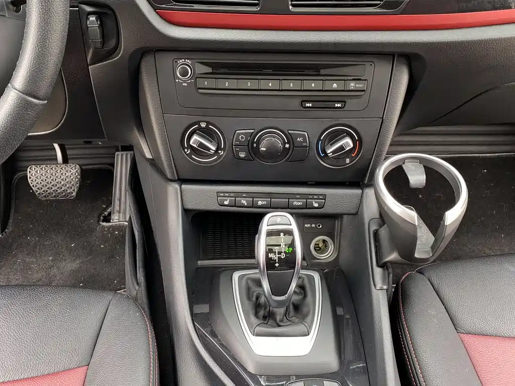 BMW X1 2015 sDrive18i Fashion