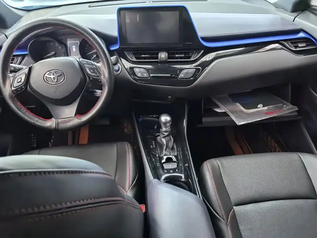Toyota C-HR — миниатюра 8