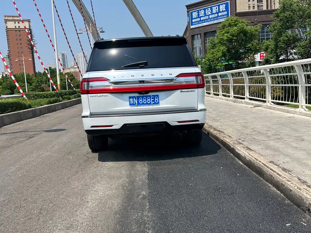 Lincoln Navigator 2020 3.5T