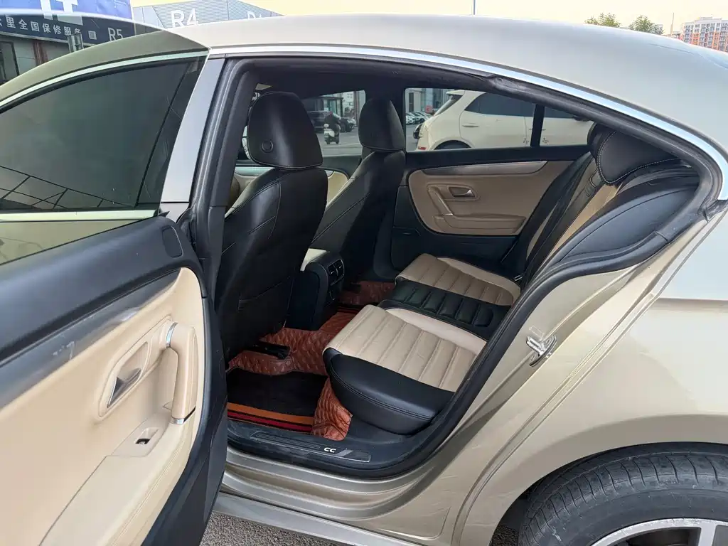 Volkswagen CC — миниатюра 8