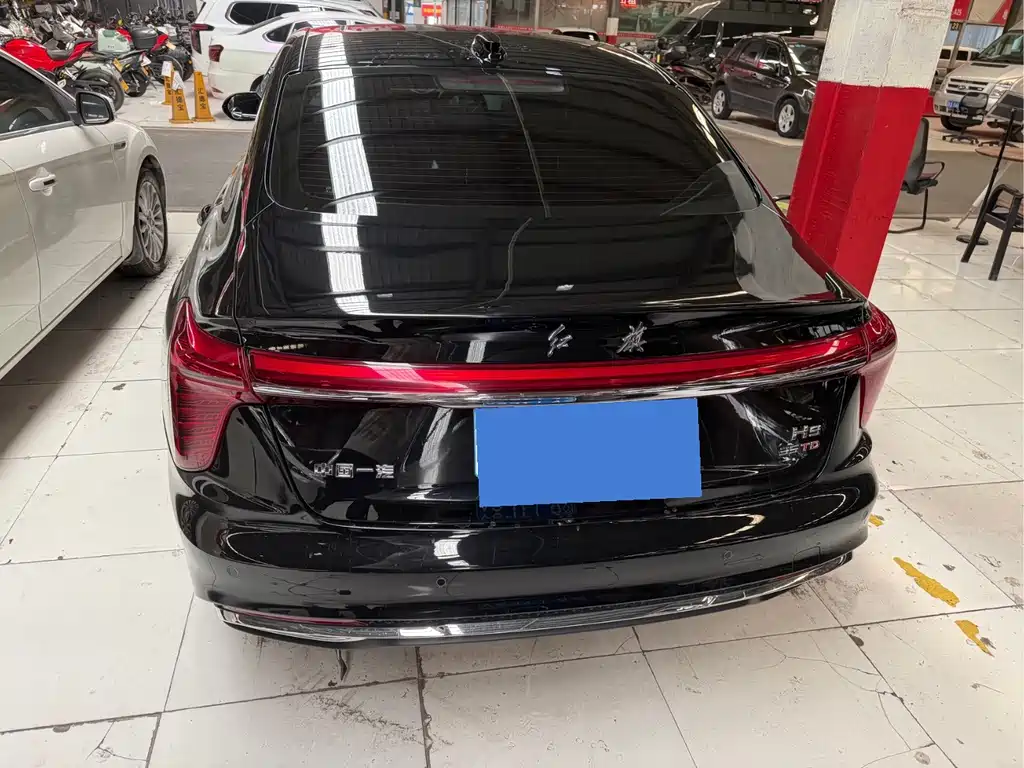Hongqi Hongqi H5 — миниатюра 14