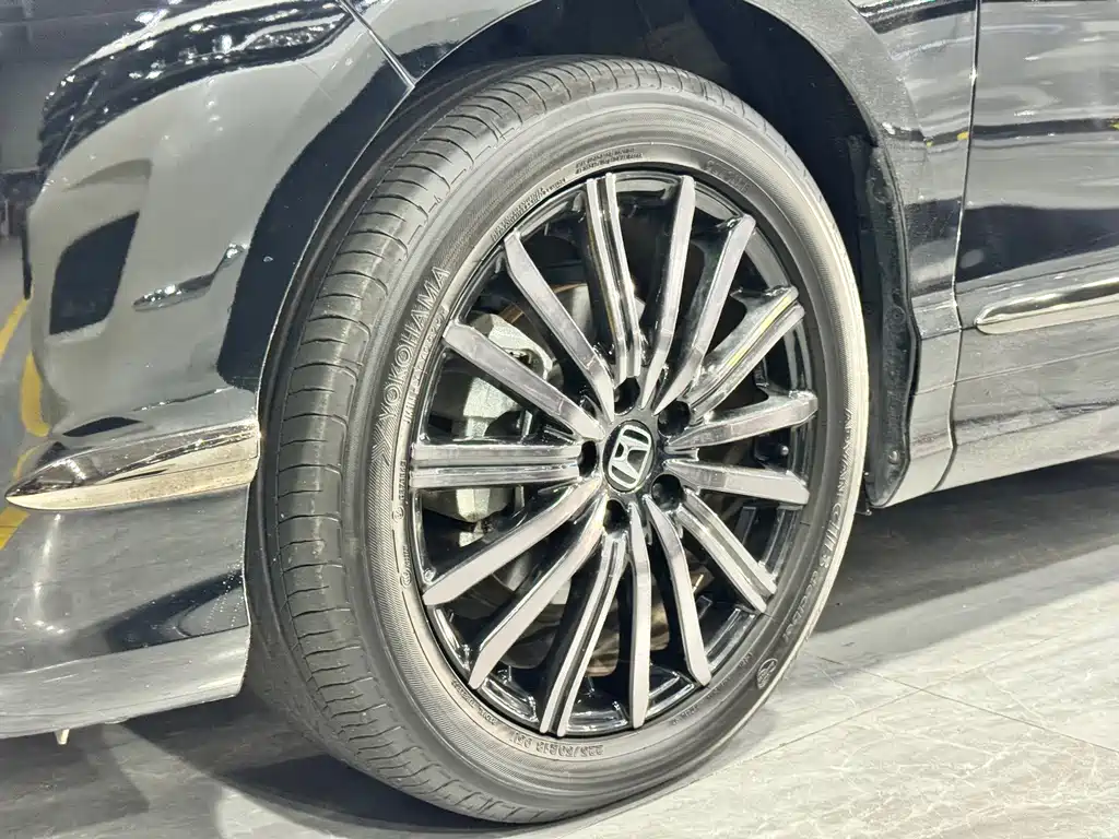 Honda Elysion — миниатюра 4