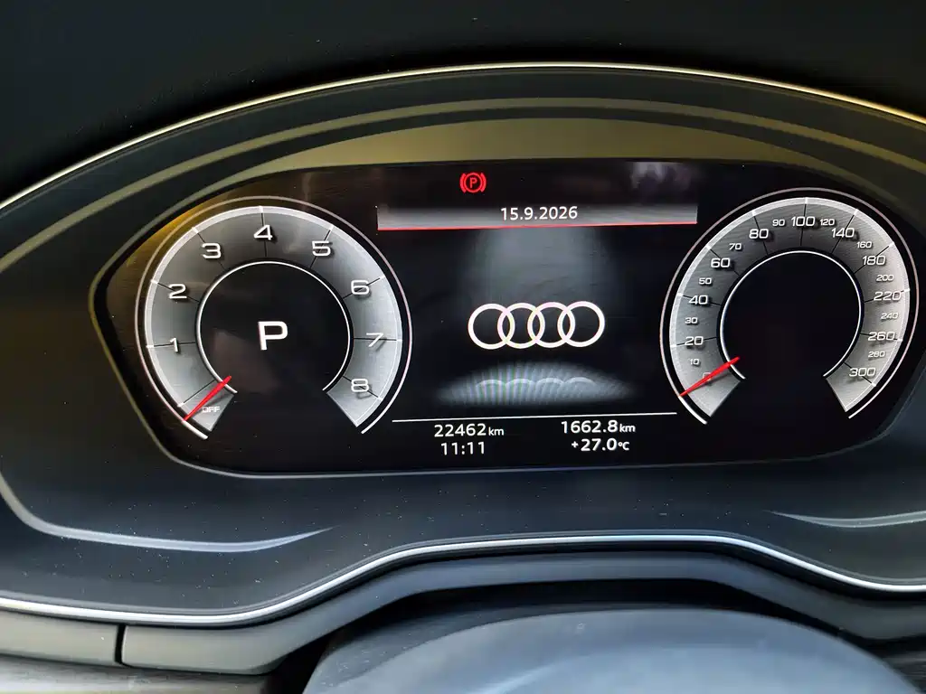 Audi A4L 2024 40 TFSI Luxury