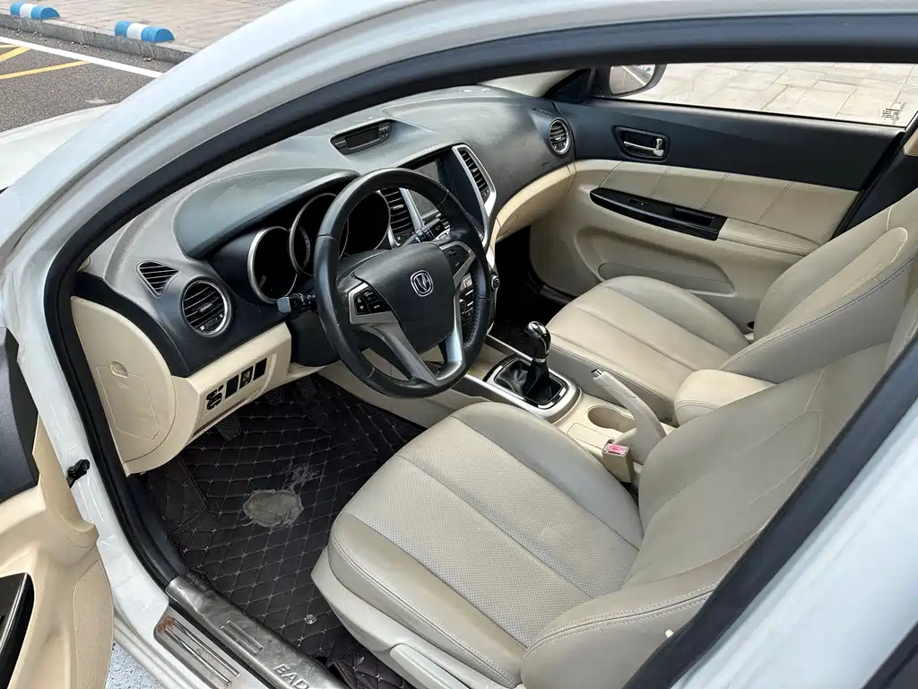 Changan Eado — миниатюра 10