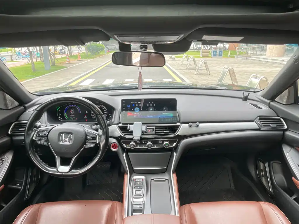 Honda Inspire — миниатюра 8