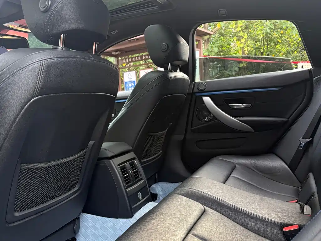 BMW 4 Series 425i Gran Coupe Premium Type M Sport Package, фото 6