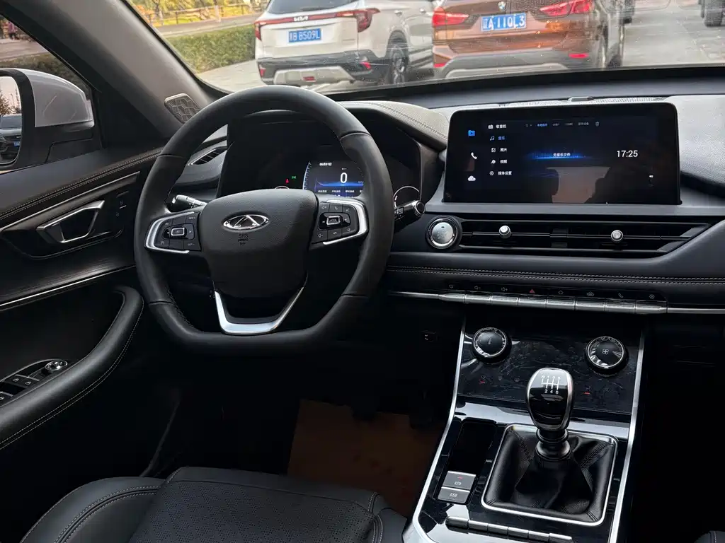 Chery Tiggo 8 — миниатюра 9