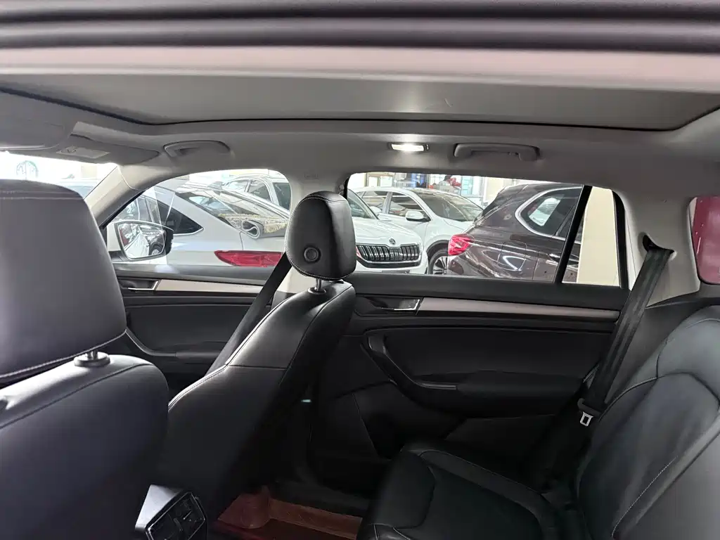 Skoda Kodiaq — миниатюра 12