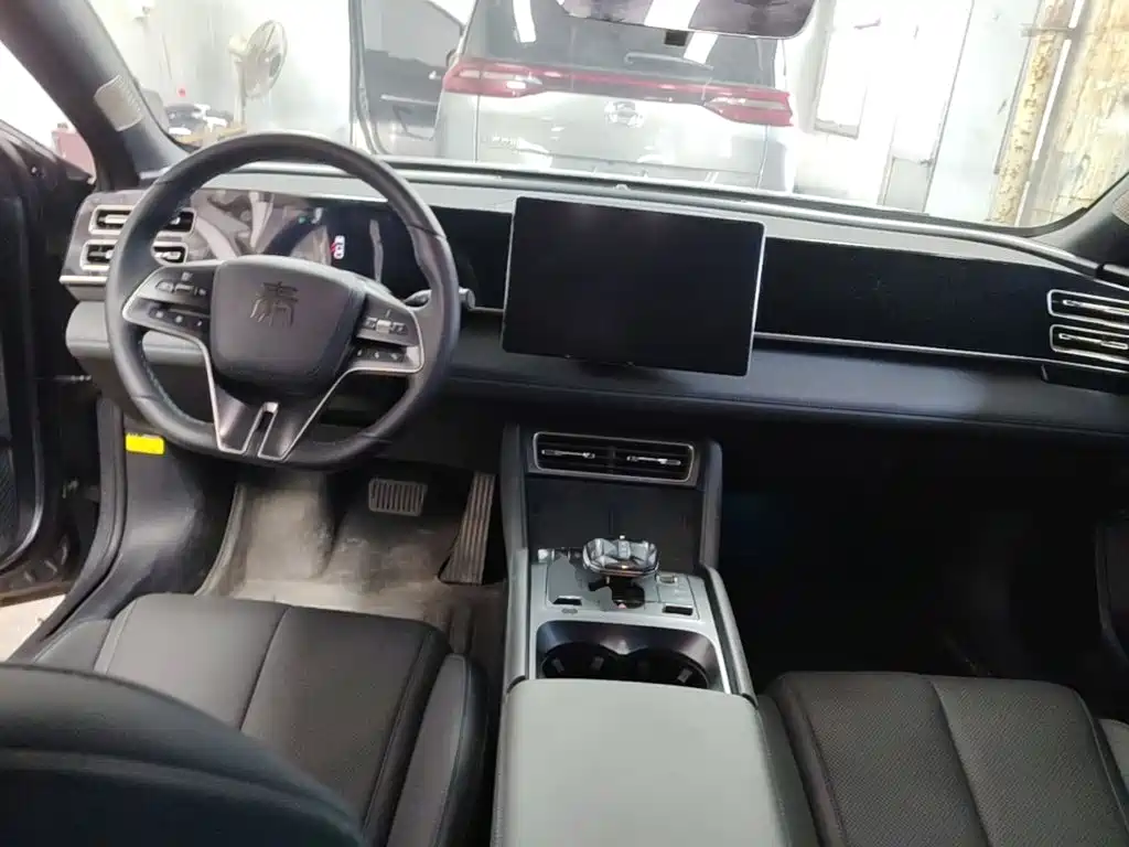 BYD Qin L — миниатюра 10