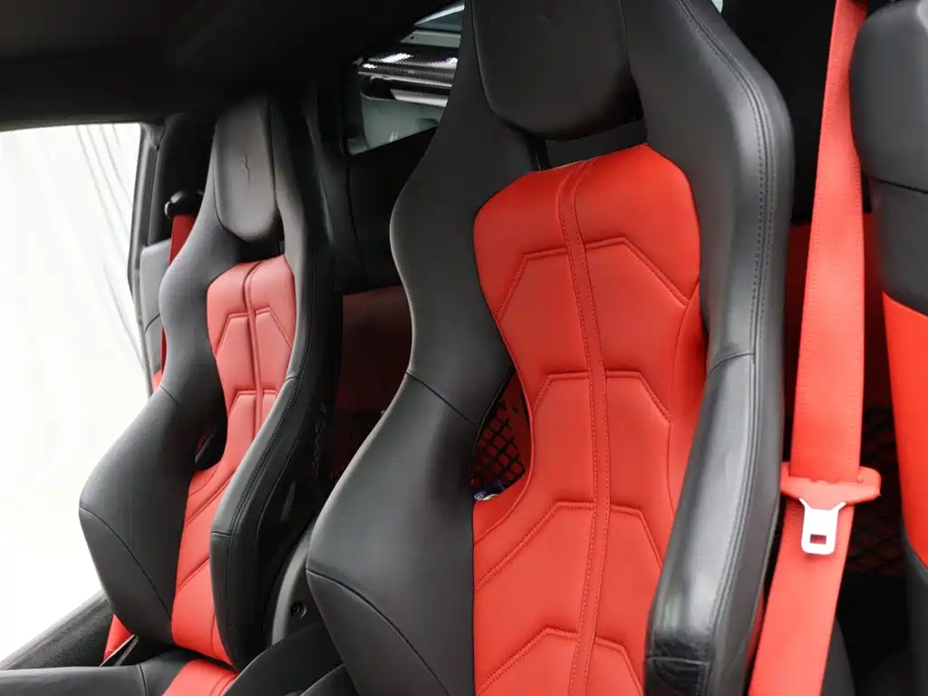 Ferrari 488 — миниатюра 3
