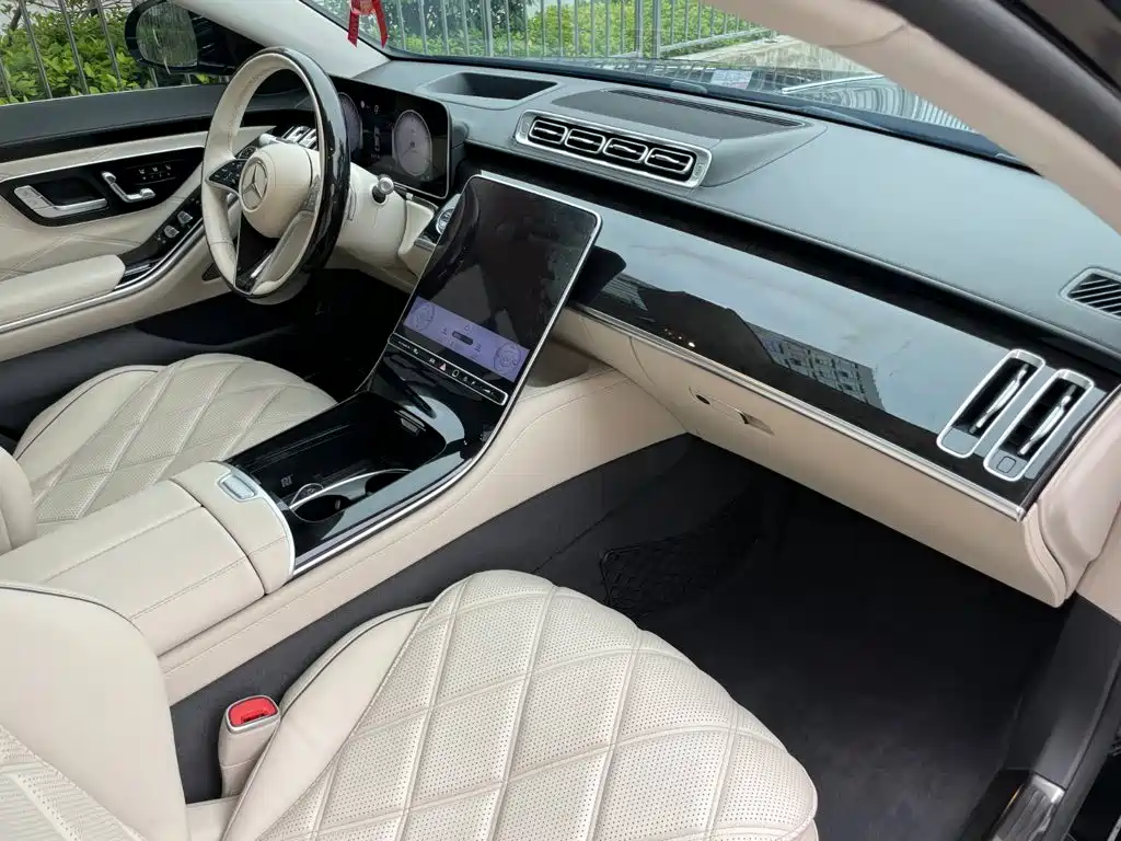 Mercedes-Benz S-Class — миниатюра 21