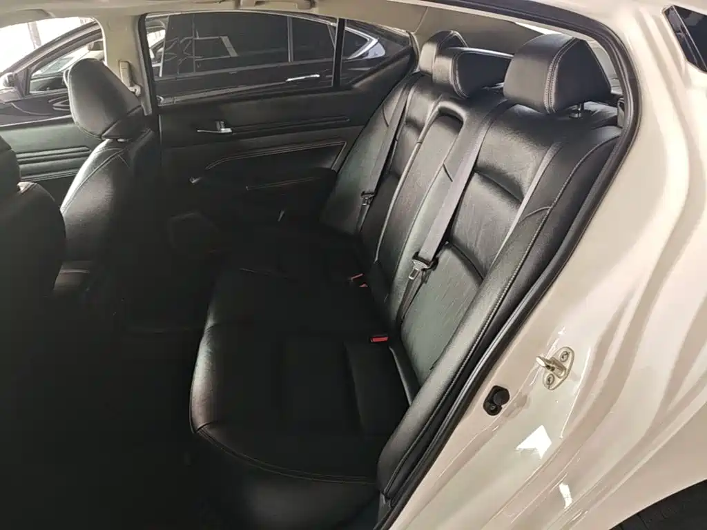 Nissan Teana — миниатюра 17
