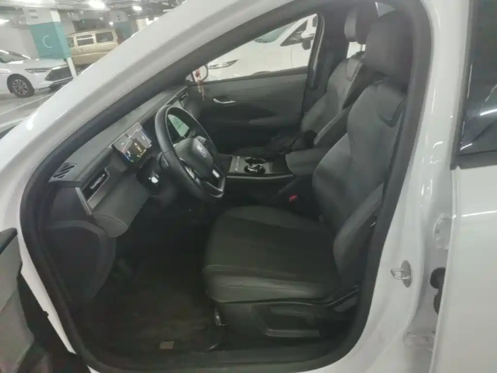 BYD Qin PLUS — миниатюра 15