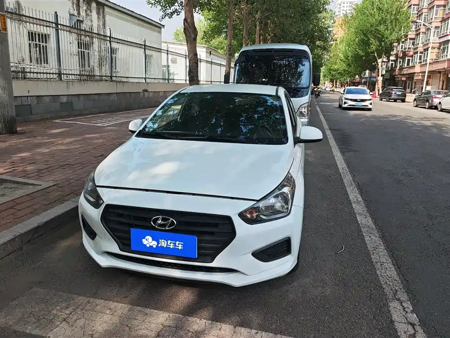 Купить Hyundai Verna