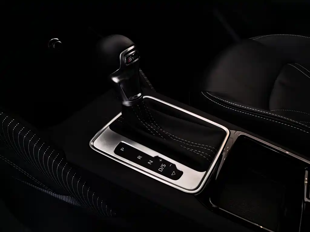 Audi Q2L 2025 35TFSI