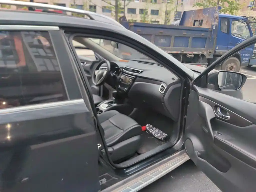 Nissan X-Trail — миниатюра 19