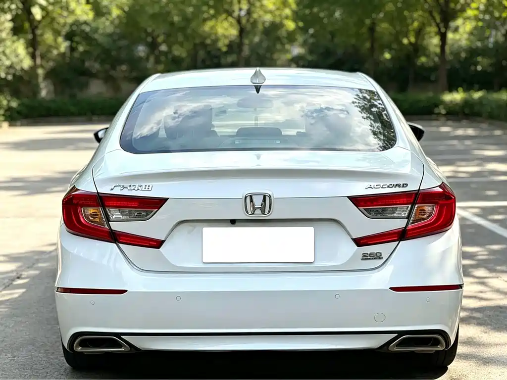 Honda Accord — миниатюра 4
