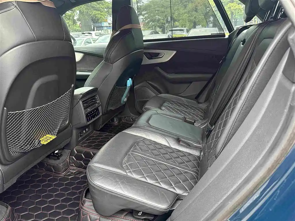 Audi Q8 — миниатюра 6
