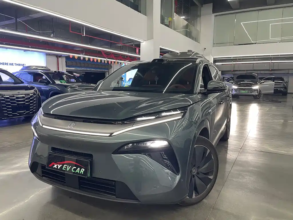 Byd 唐L 2025