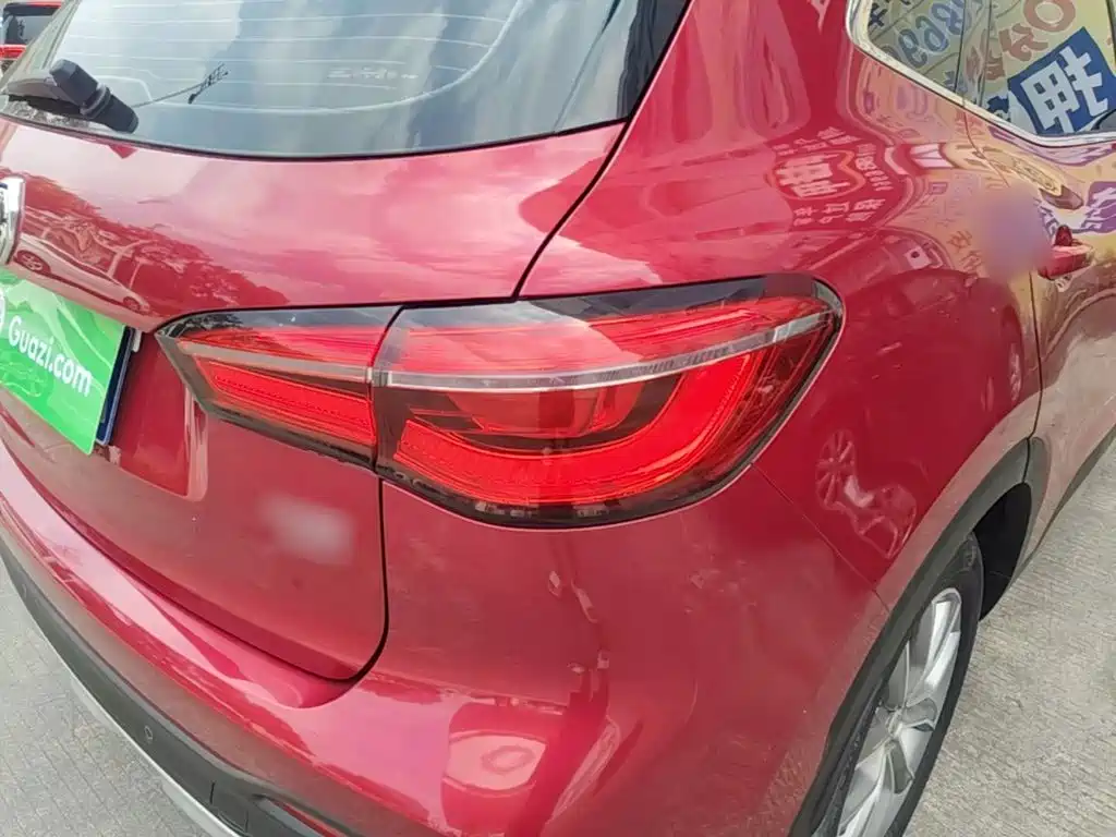 MG HS — миниатюра 8