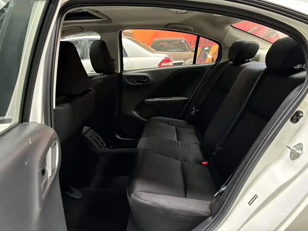 Honda City — миниатюра 10