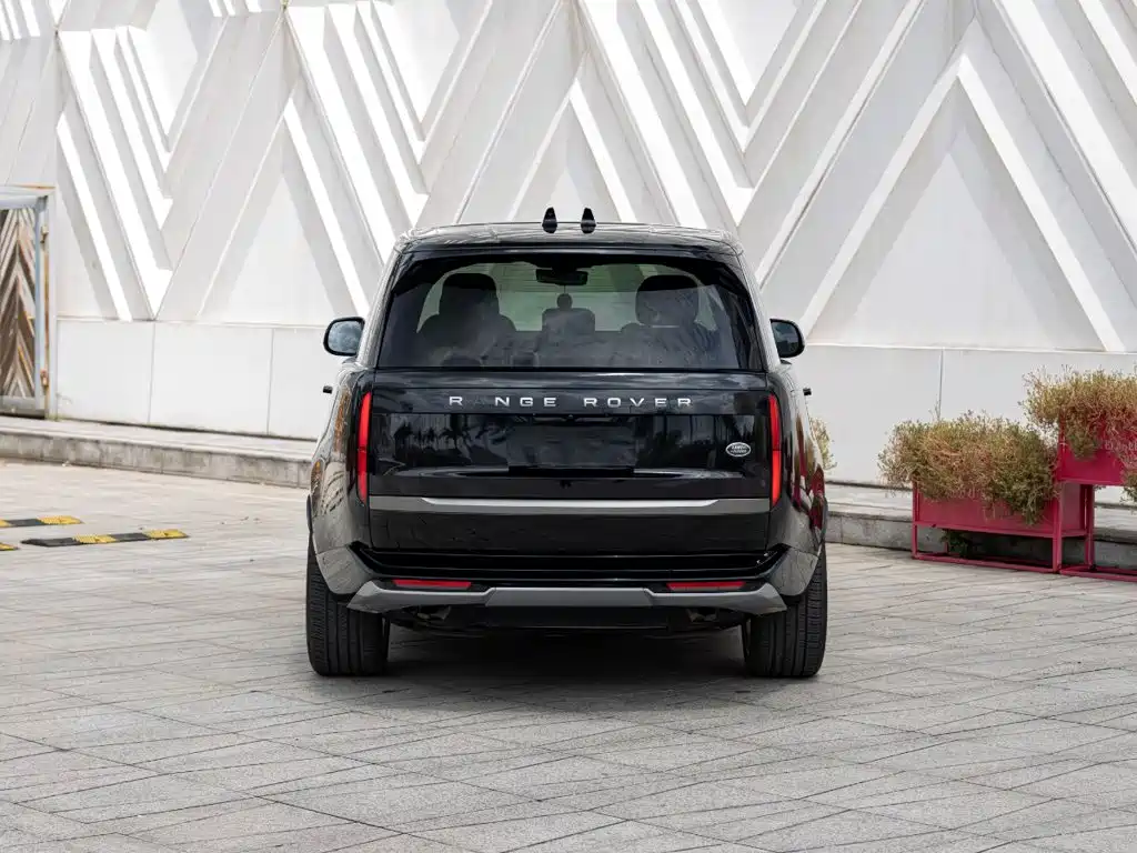 Land Rover Range Rover — миниатюра 5