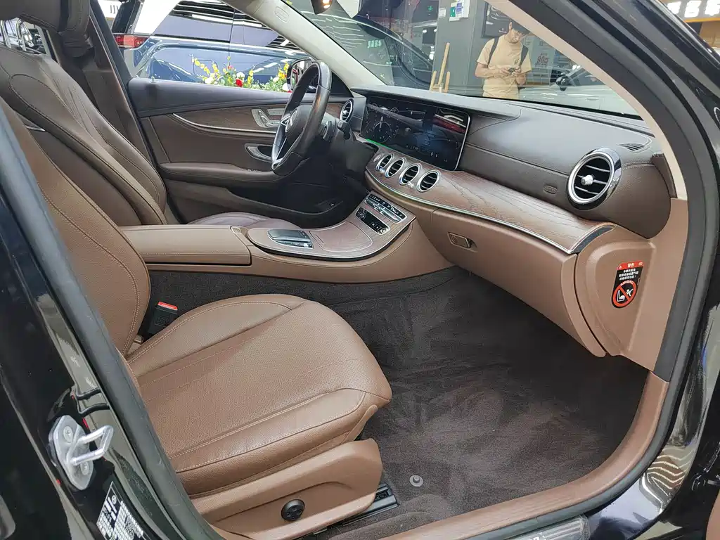 Mercedes-Benz E-Class E 2022 E 350 e L