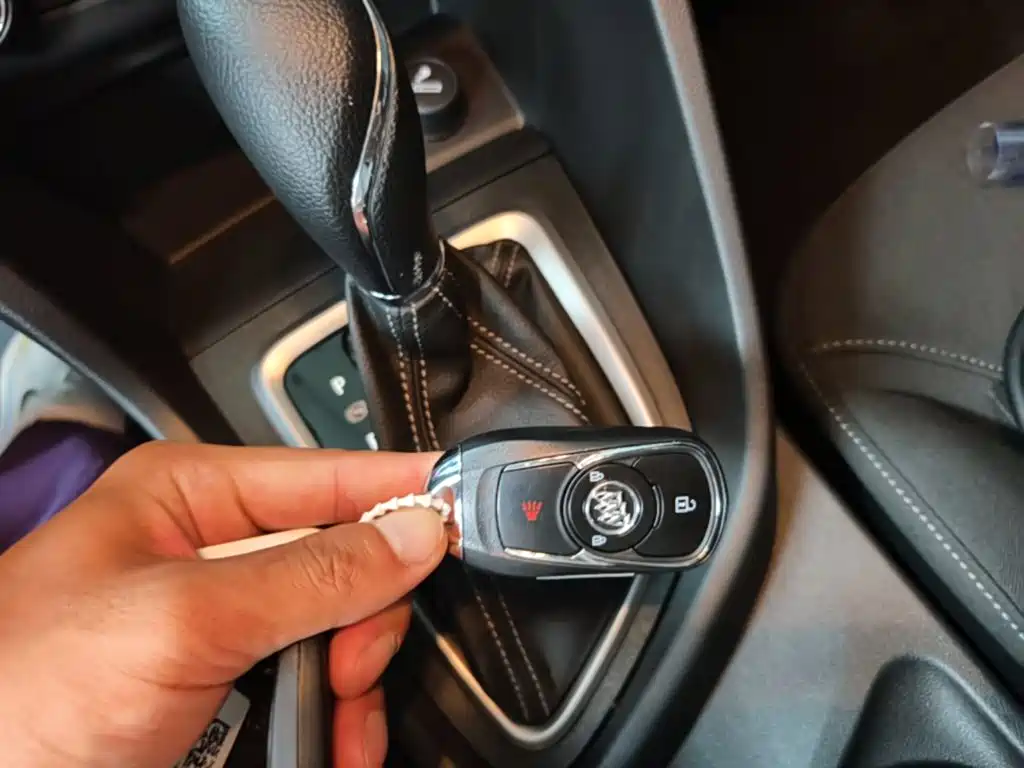 Buick Excelle — миниатюра 9