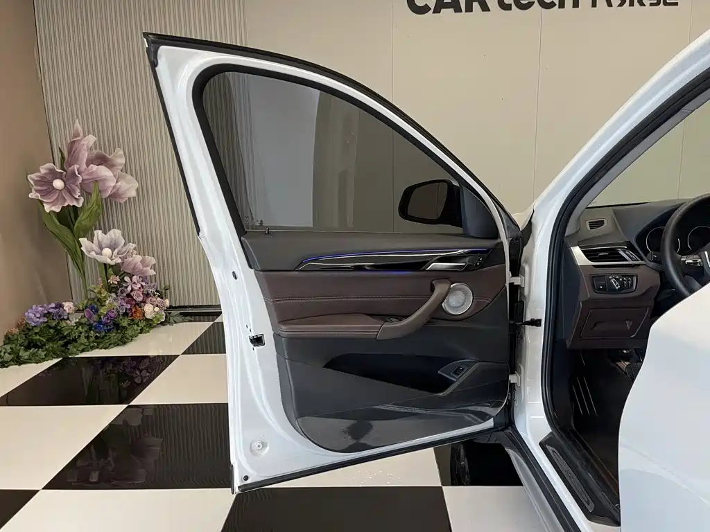 BMW X1 — миниатюра 15