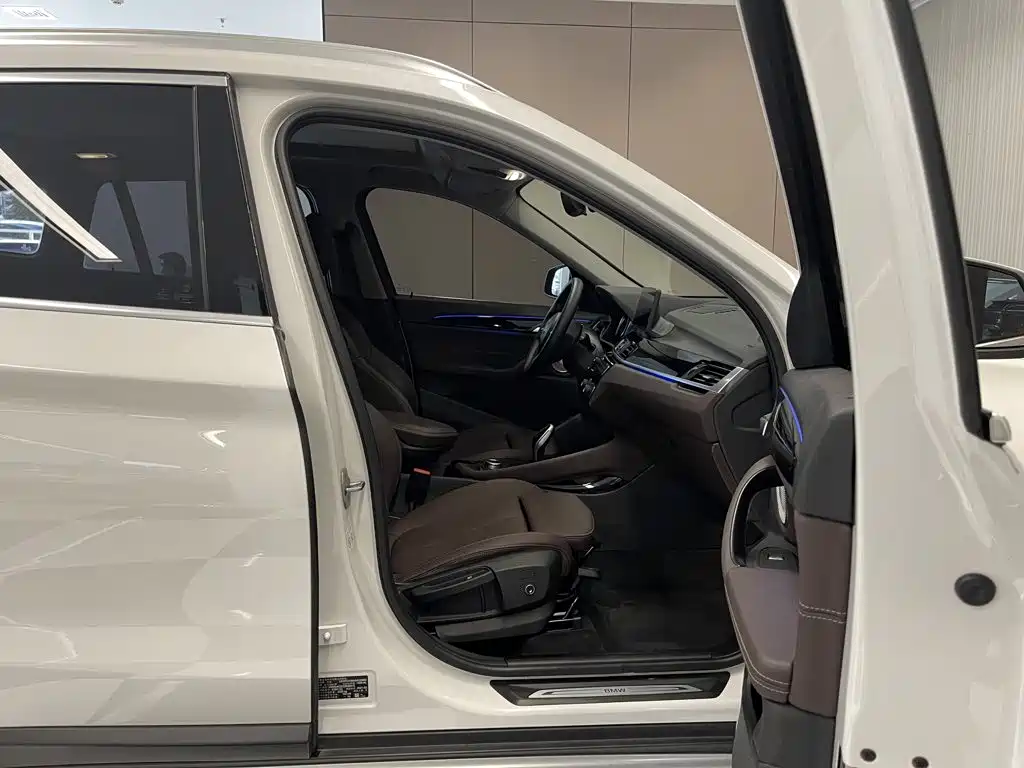 BMW X1 — миниатюра 17