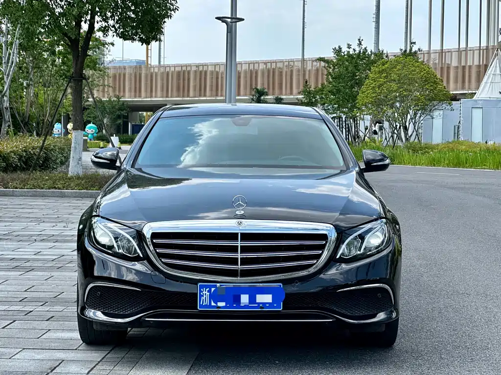 Mercedes-Benz E-Class E 2020 E 260 L Sport