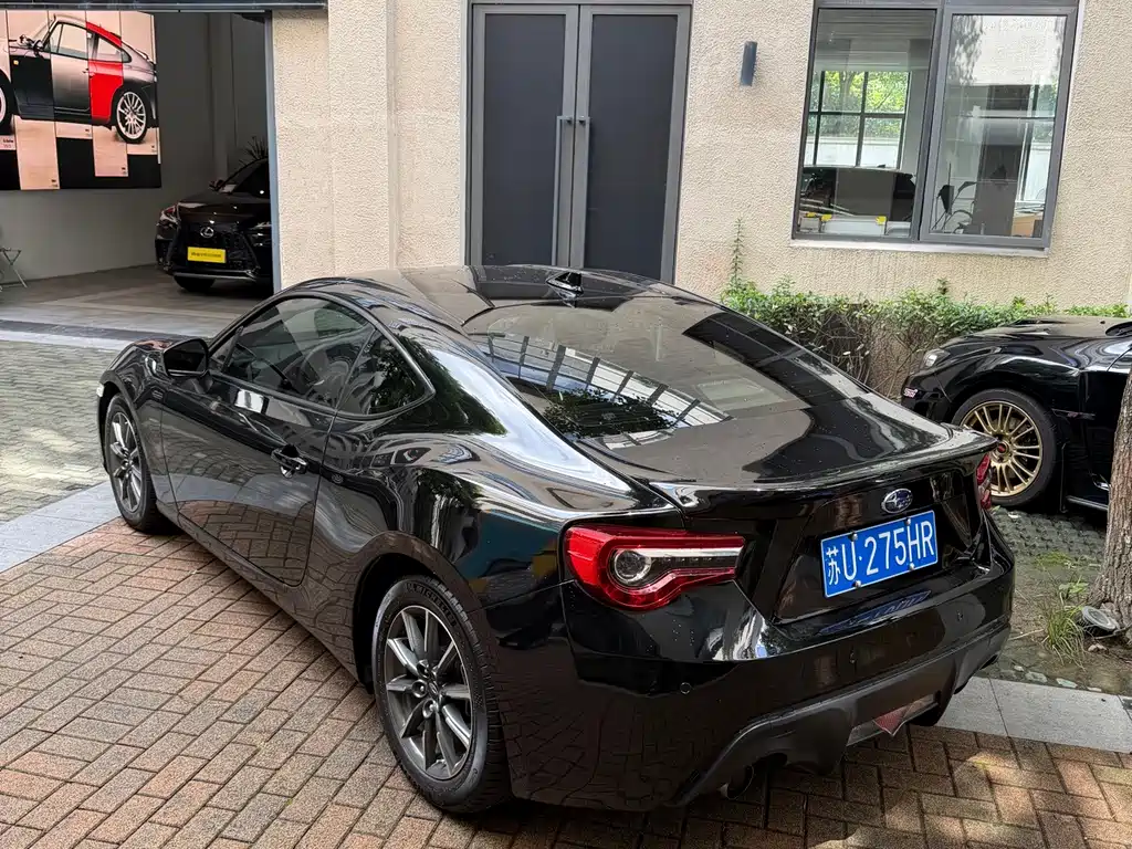 Subaru BRZ — миниатюра 5