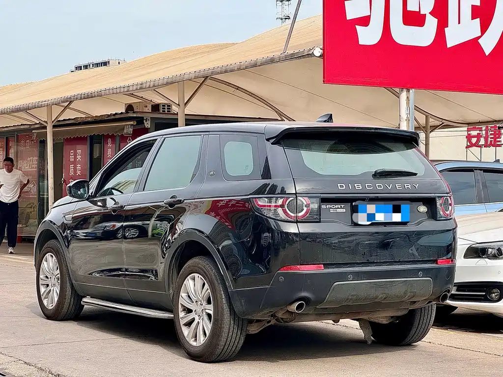 Land Rover Discovery Sport — миниатюра 6