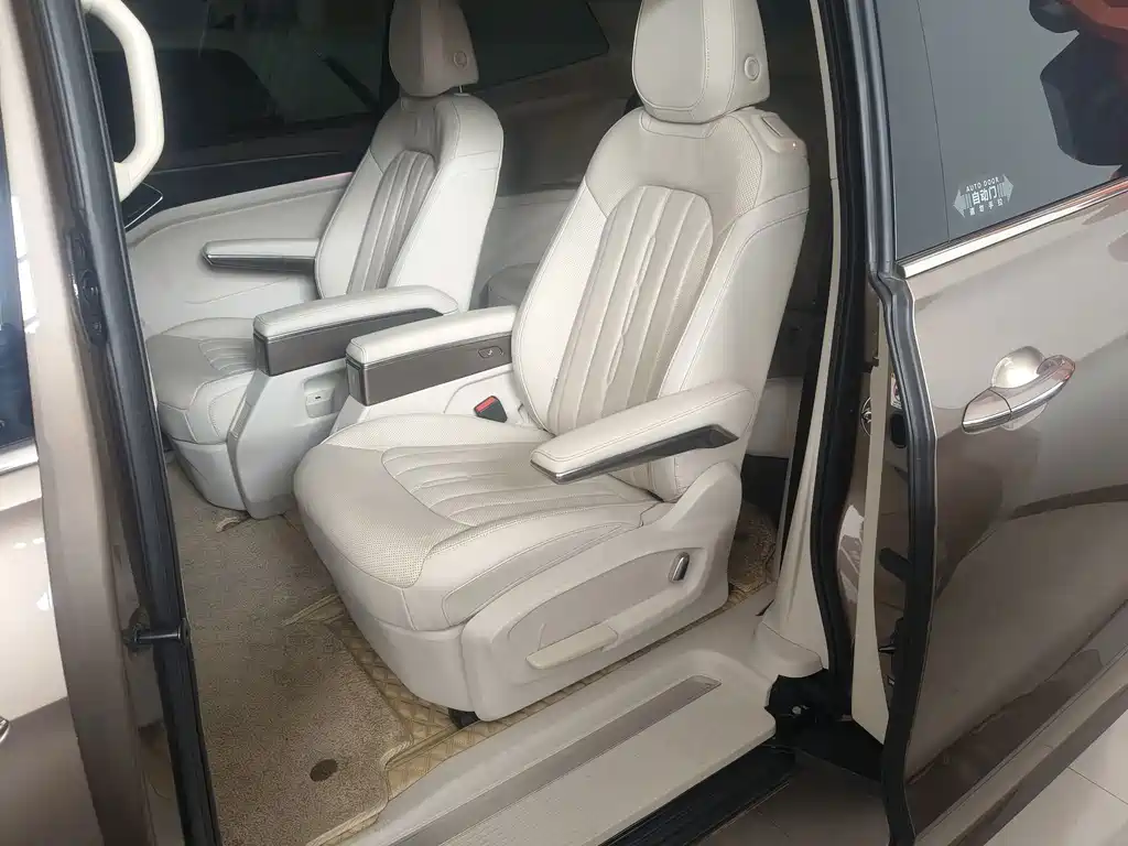 Volkswagen Viloran — миниатюра 11