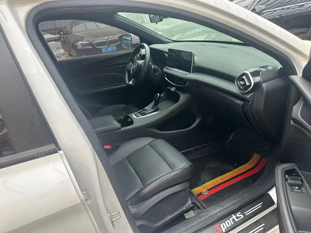 MG 5 2025 180DVVT Luxury