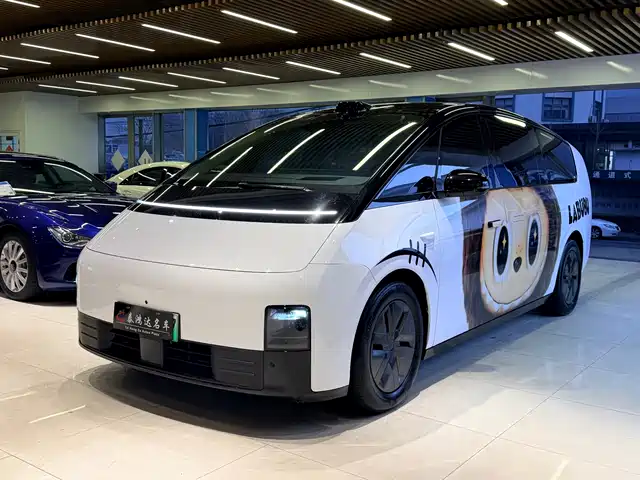 Li Auto IDEAL MEGA 2024